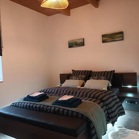Gite De La Foucardiere 8 Personnes * Muneville-sur-Mer